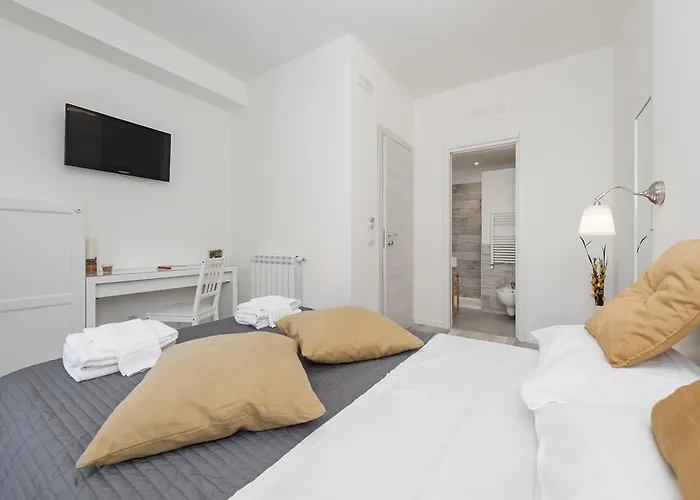 De Guestibus 4* Roma