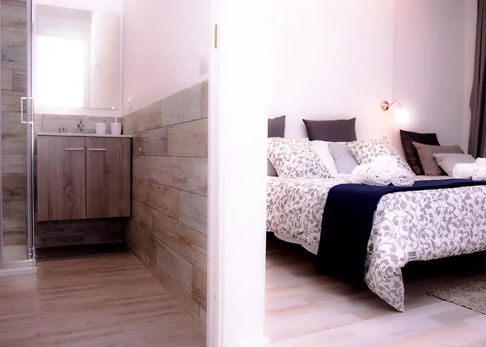 De Guestibus 4* Roma